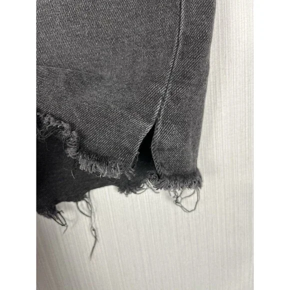 American Eagle Womens 16 Black Denim Highest Rise Boyfriend Short Y2K Grunge - Picture 11 of 11